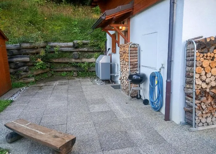 Ambigu By Interhome * オヴロナ