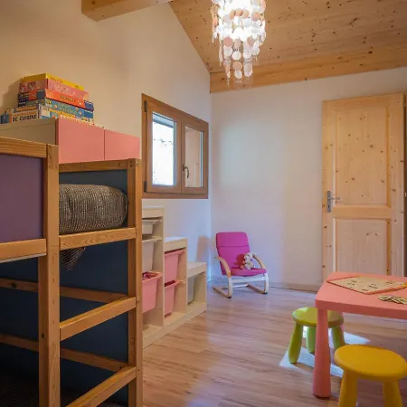 Ambigu By Interhome בקתה